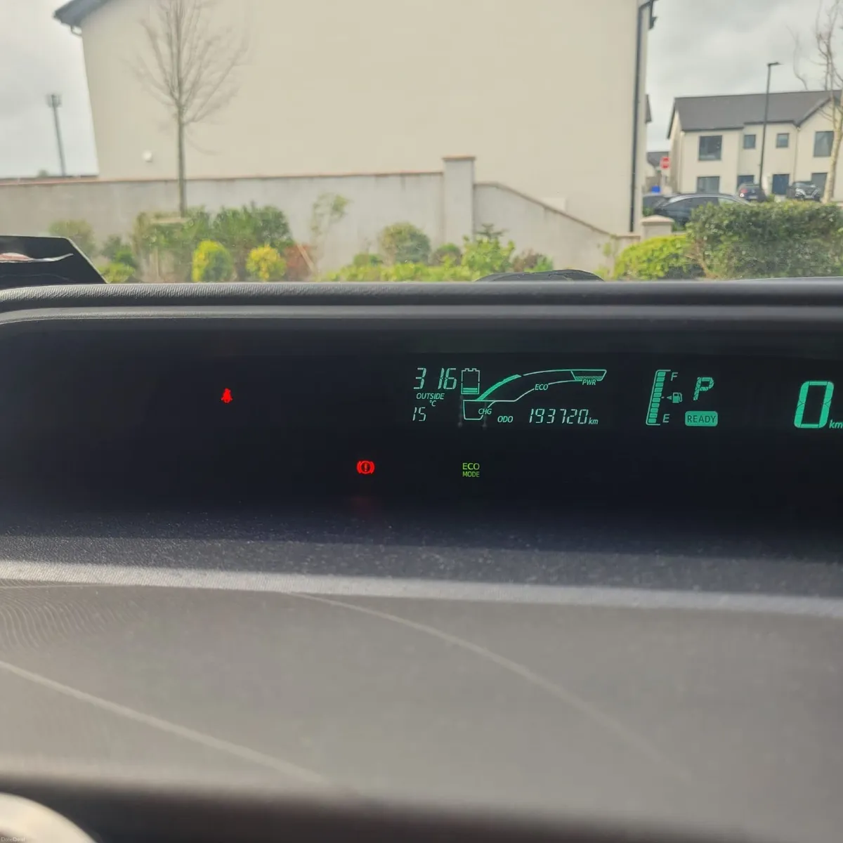 Toyota Aqua 2013 - Image 2