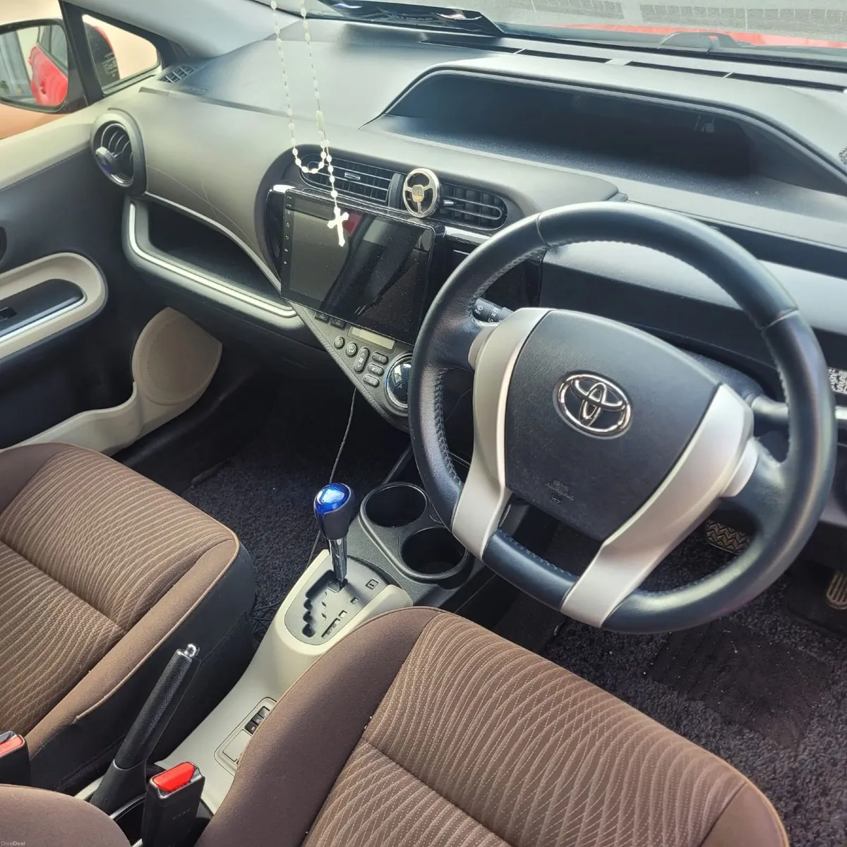 Toyota Aqua 2013 - Image 3