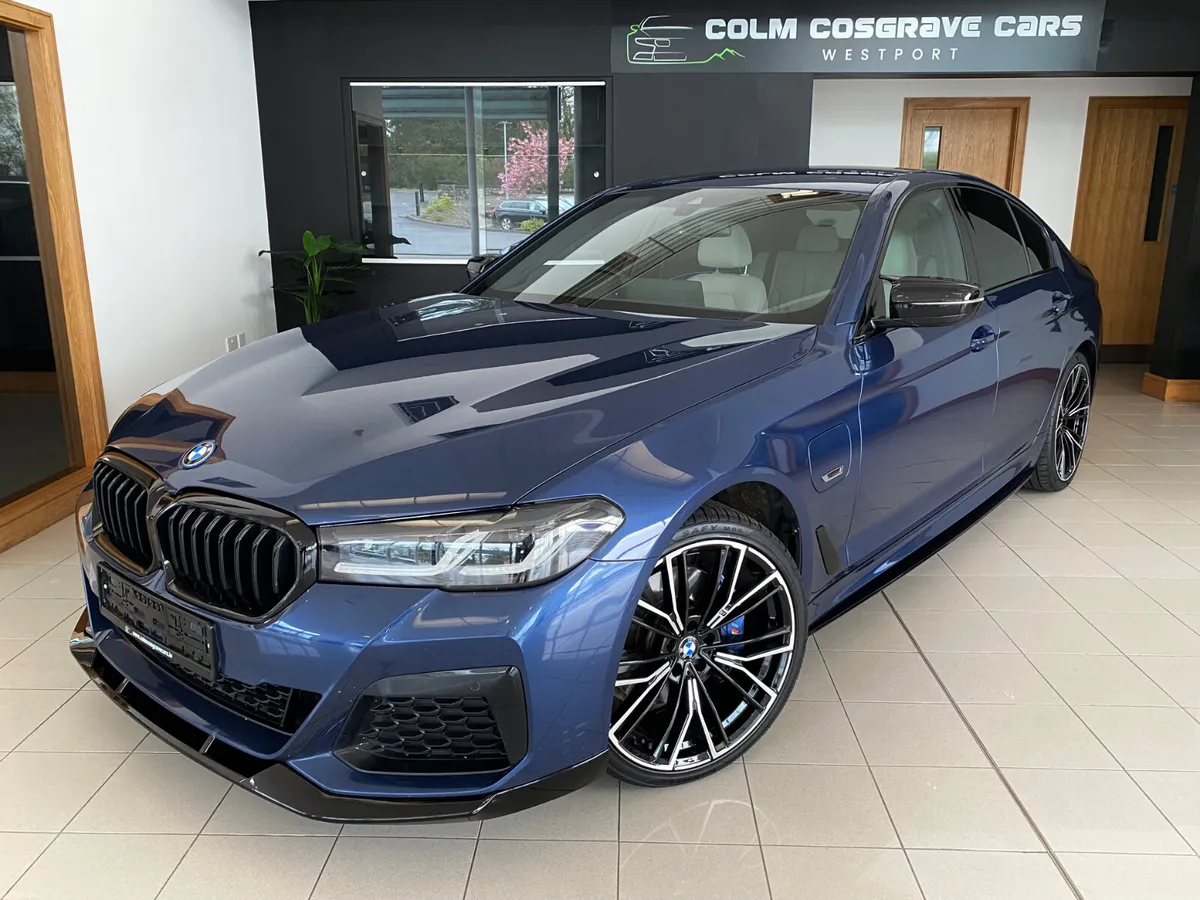 BMW 5-Series 2023 530e M sport Pro Pack - Image 3