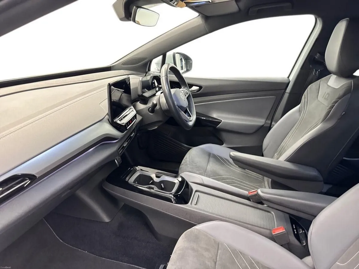 Volkswagen ID.4 LIFE 77KWH *JUST IN* €95 PER WEEK - Image 4