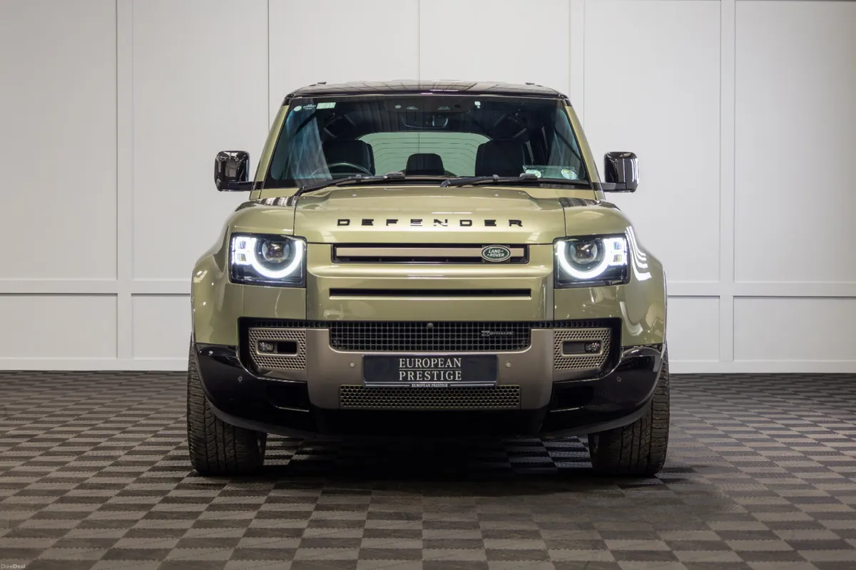 2022 Land Rover Defender 110 P400e X-Dynamic SE - Image 2
