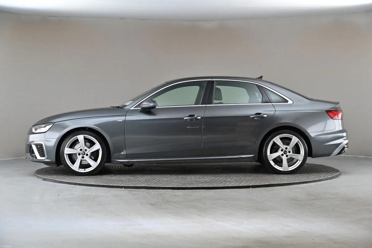 Audi A4 35 TDI 163BHP S-TRONIC S LINE **HALF LEATH - Image 5