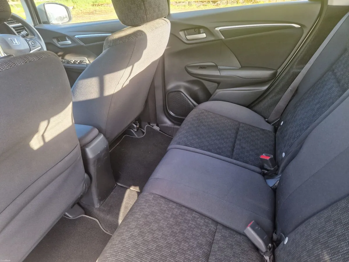 Honda Jazz 2016 - Image 2
