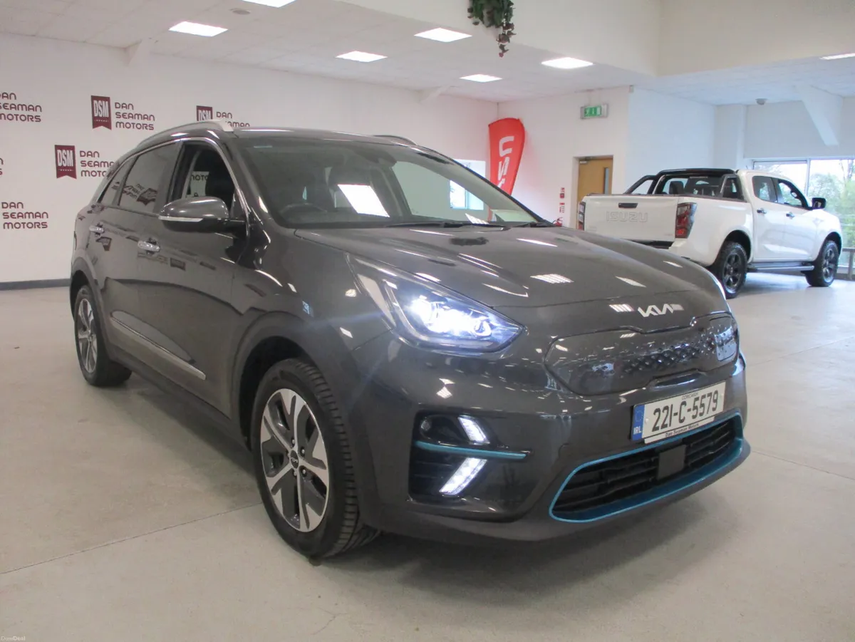 Kia e-Niro 2022-LEATHER-CAMERA-CARPLAY - Image 3