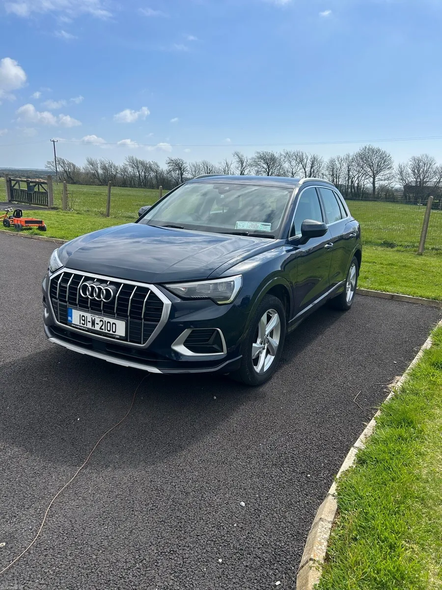 Audi Q3 - Image 1