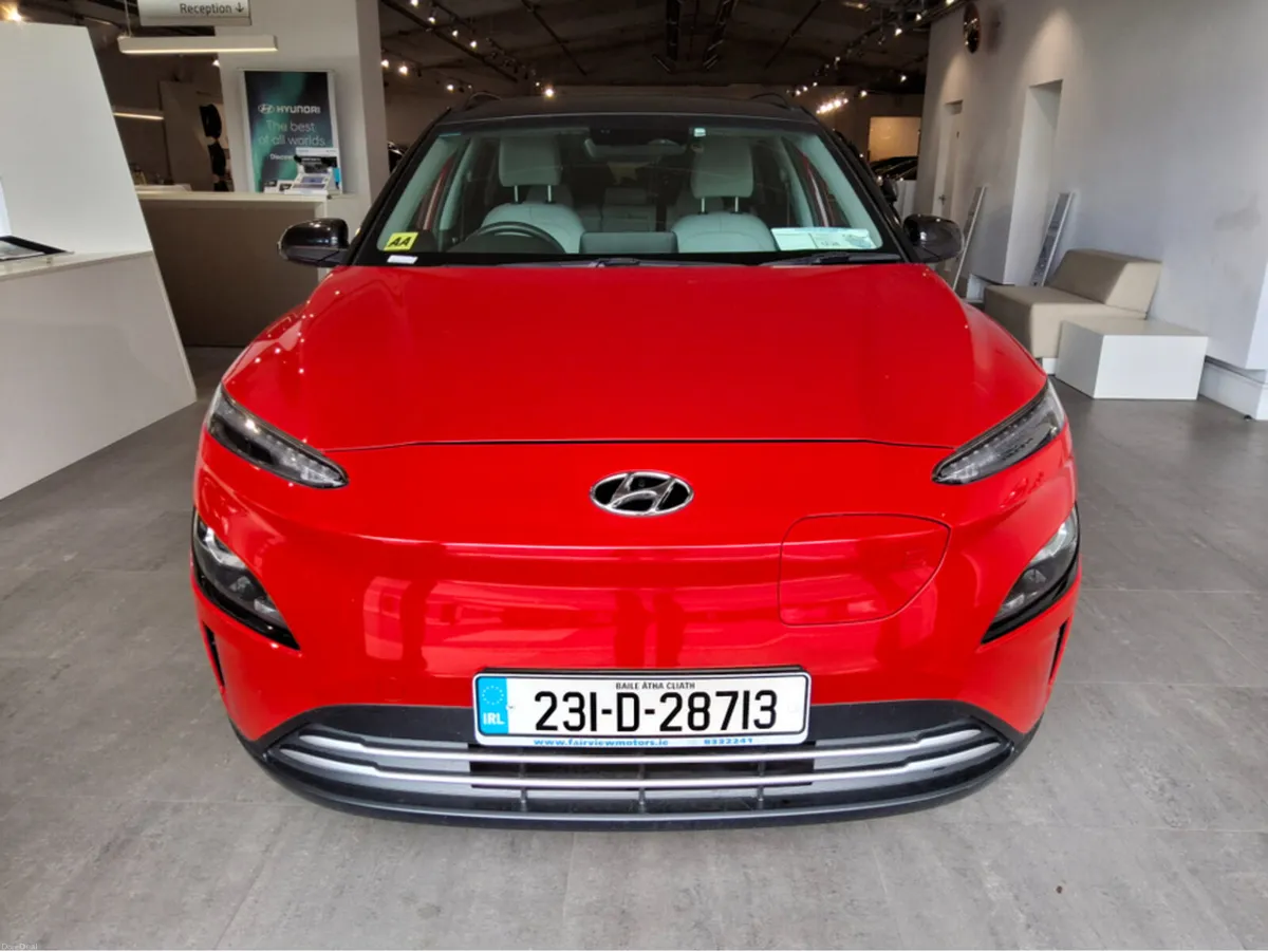 Hyundai KONA PREMIUM 64 kW - Two Tone - Large Batt - Image 4