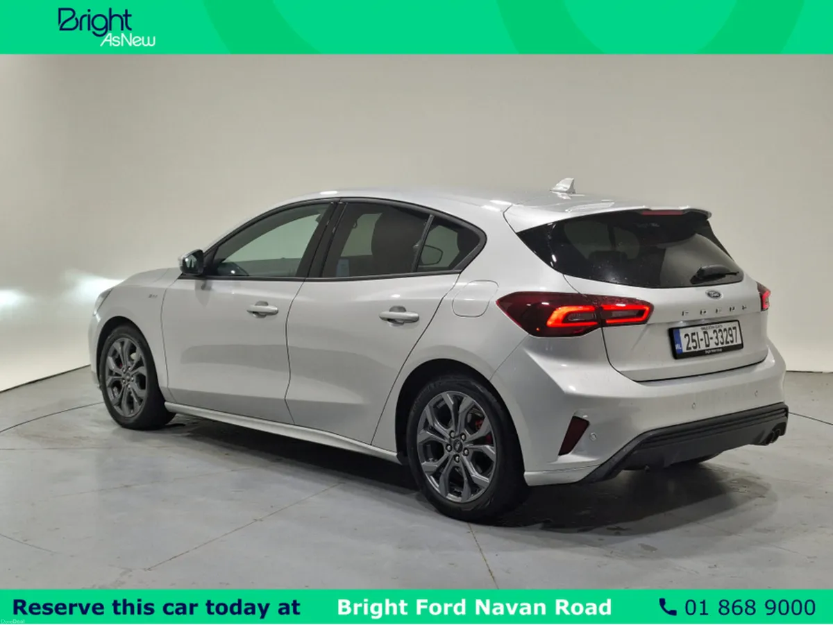Ford Focus ST-LINE 5DR 1.0T 125 MHEV - Image 5