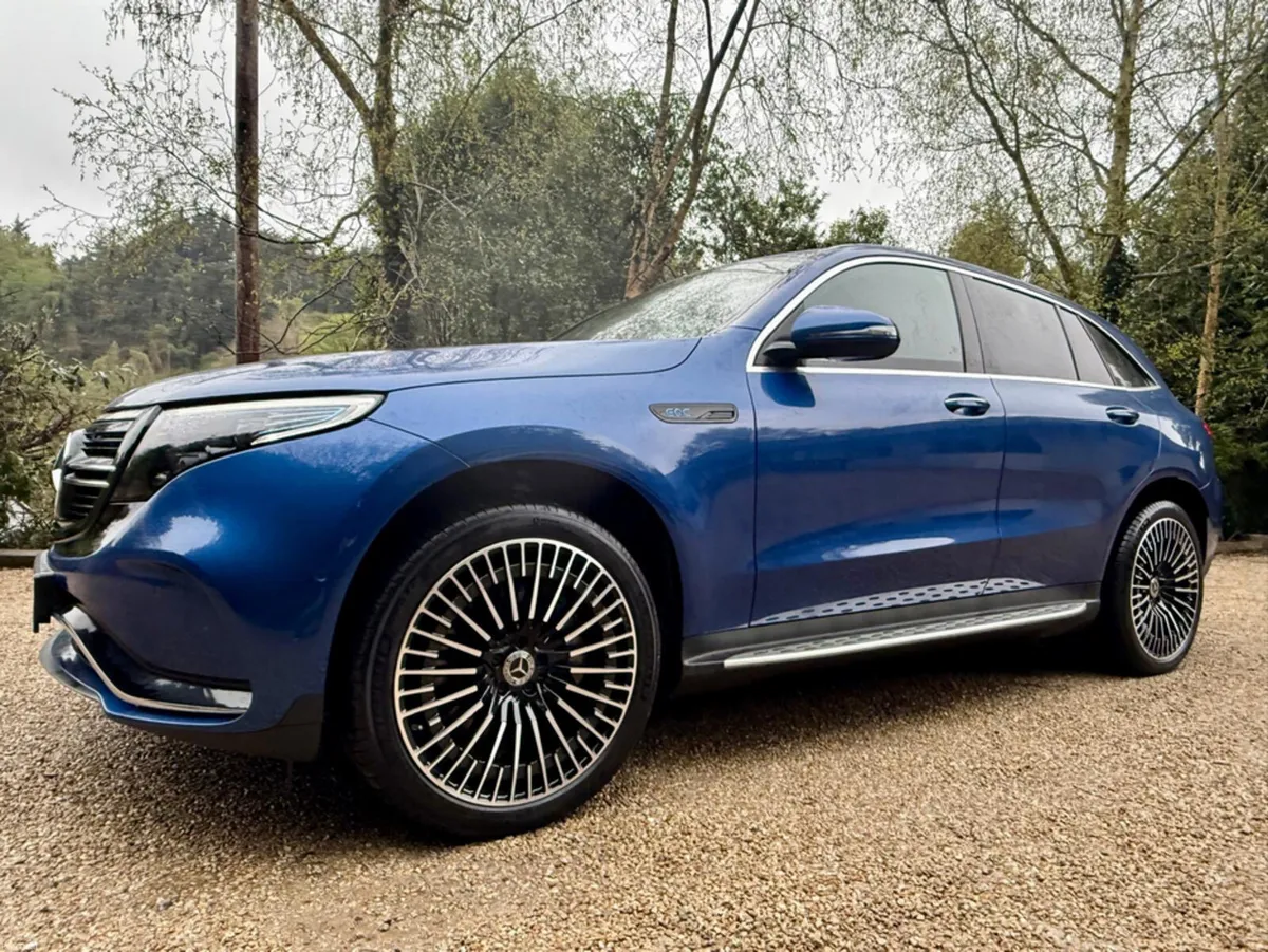Mercedes-Benz EQC 400 AMG LINE PREMIUM 4MATIC - Image 2
