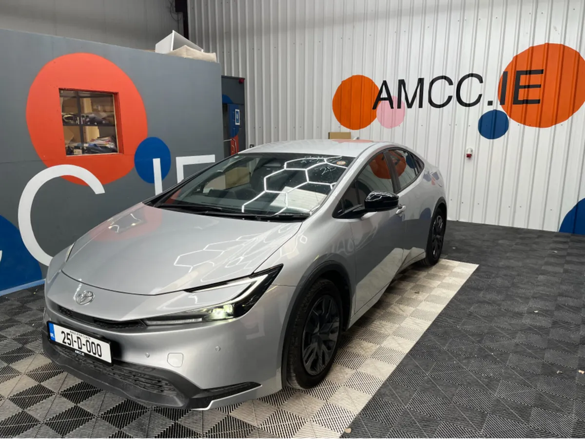 Toyota Prius €29950 2025 TOYOTA PRIUS X 1.8 AUTOMA - Image 5