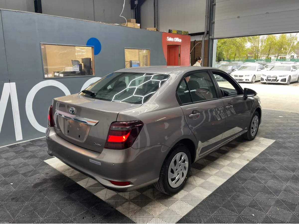 Toyota Corolla €25950! BRAND NEW! 2025 TOYOTA CORO - Image 2