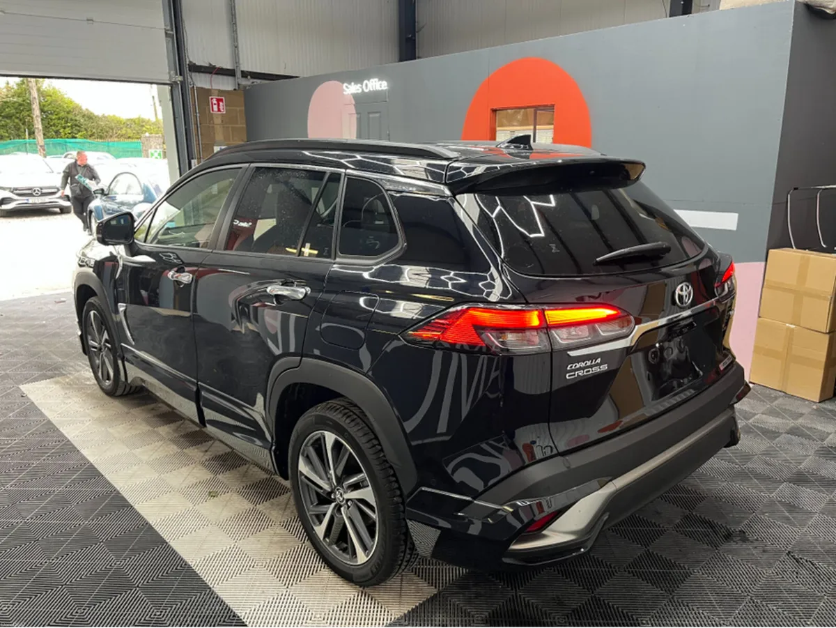 Toyota Corolla Cross €36950! 2025 TOYOTA COROLLA C - Image 4