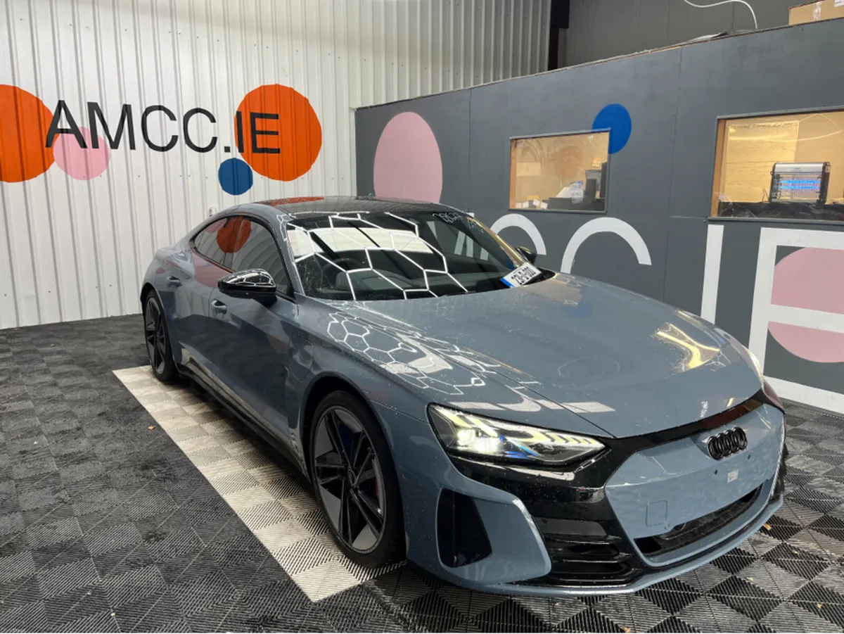 Audi e-tron GT quattro 2023 AUDI E-TRON GT RS AUTO - Image 1