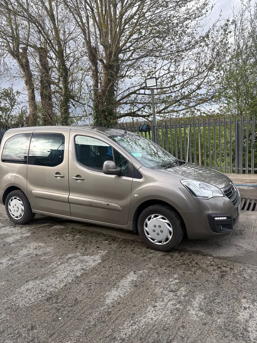 Peugeot partner tepee - Image 1
