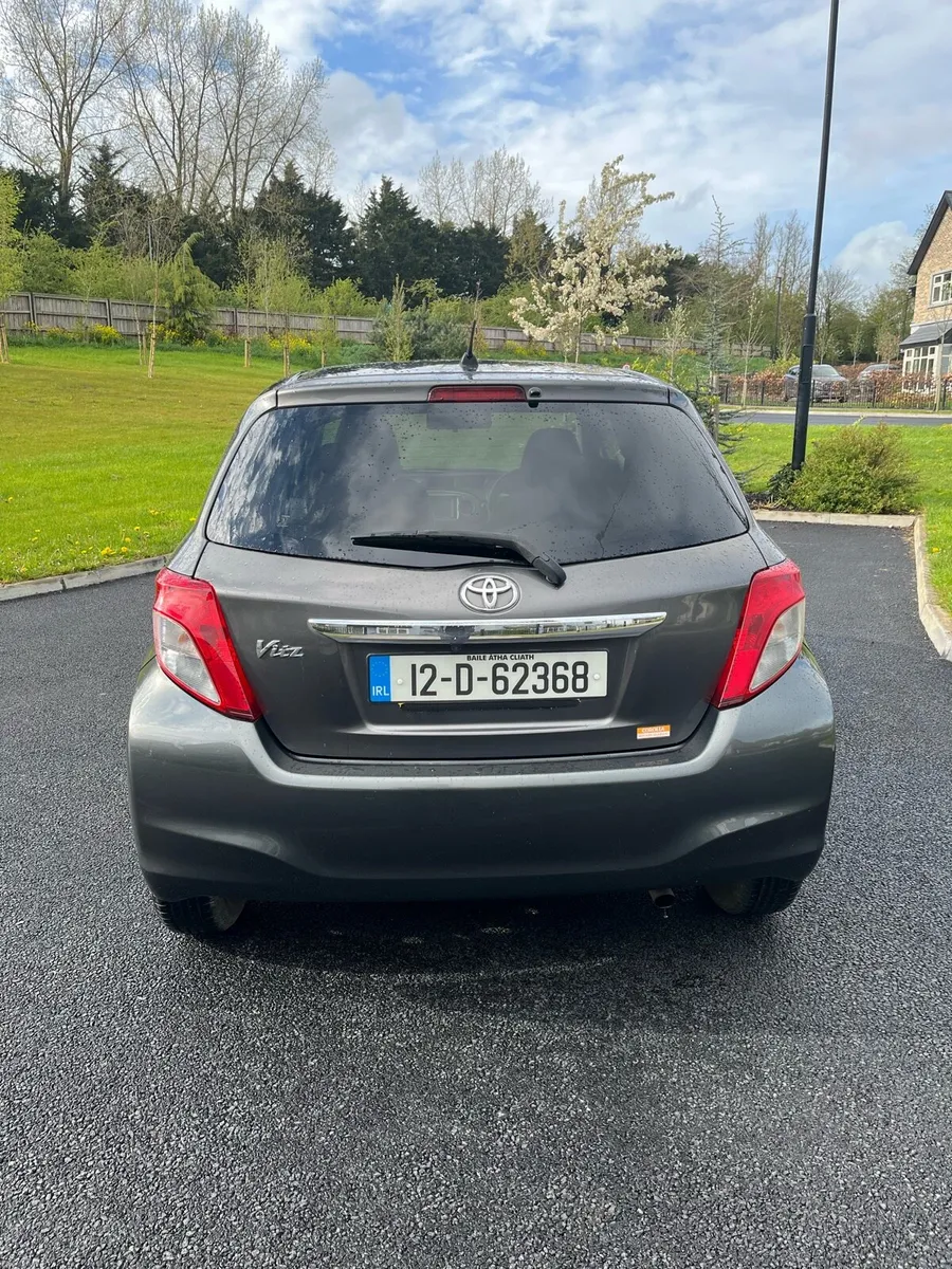 AUTOMATIC Toyota Vitz - Image 3