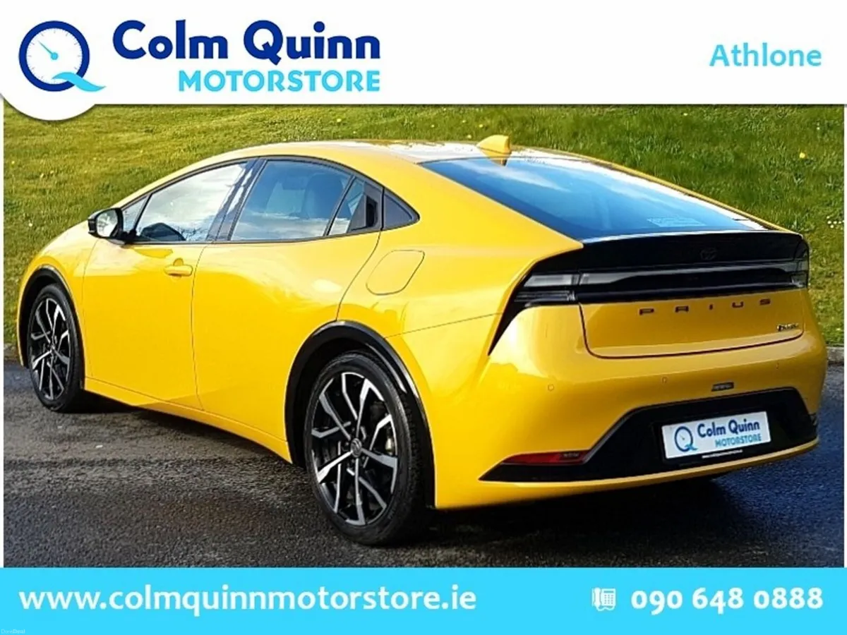 Toyota Prius 2.0 Litre Plug-in Hybrid (223 hp) - 1 - Image 4