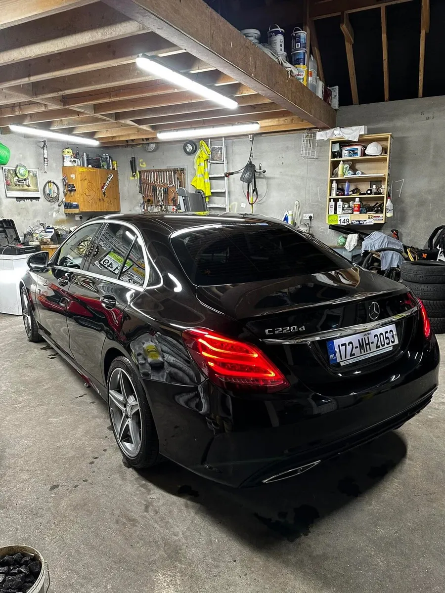 Mercedes Benz C - Class - Image 4