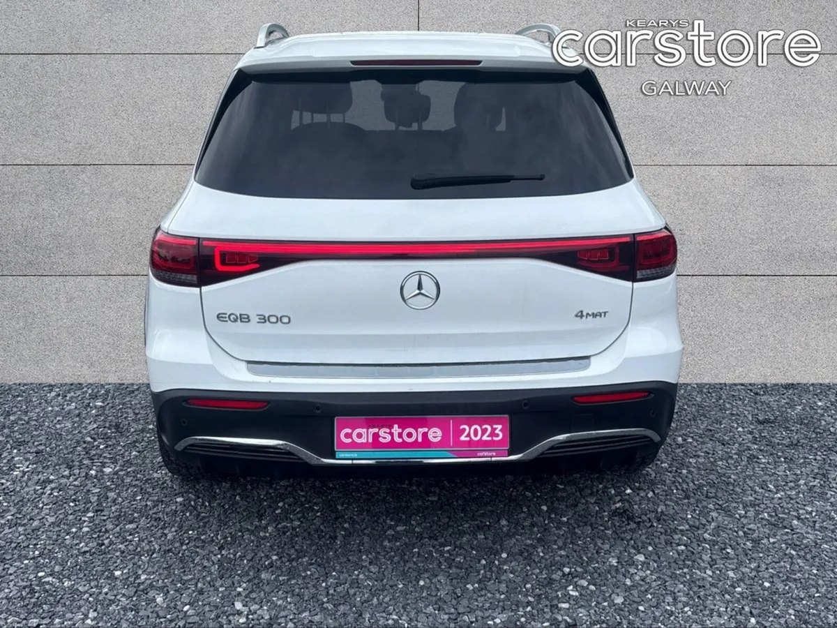 Mercedes-Benz 300 Eqb 300 Amg Line 4Matic  AMG Lin - Image 4