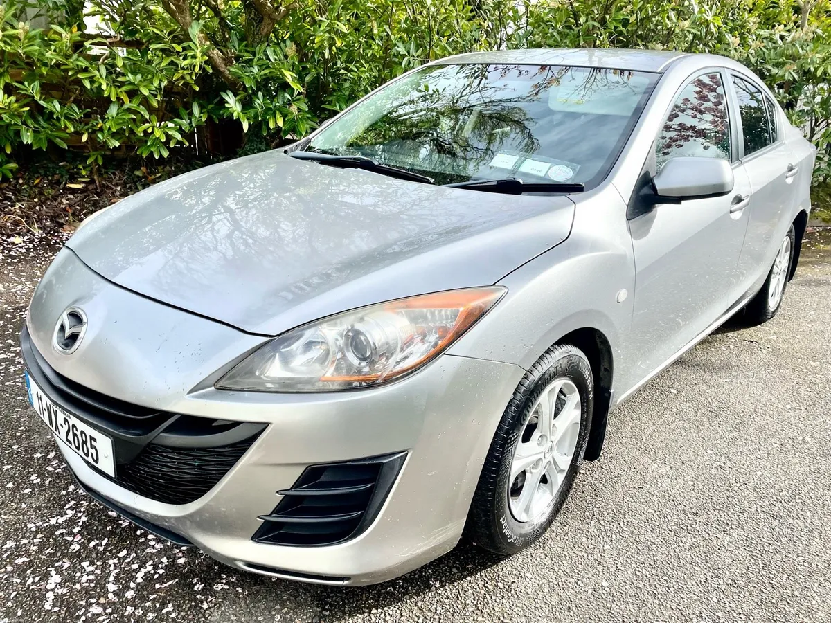 11 Mazda 1.6 dsl Nct & Tax  €1995 - Image 4