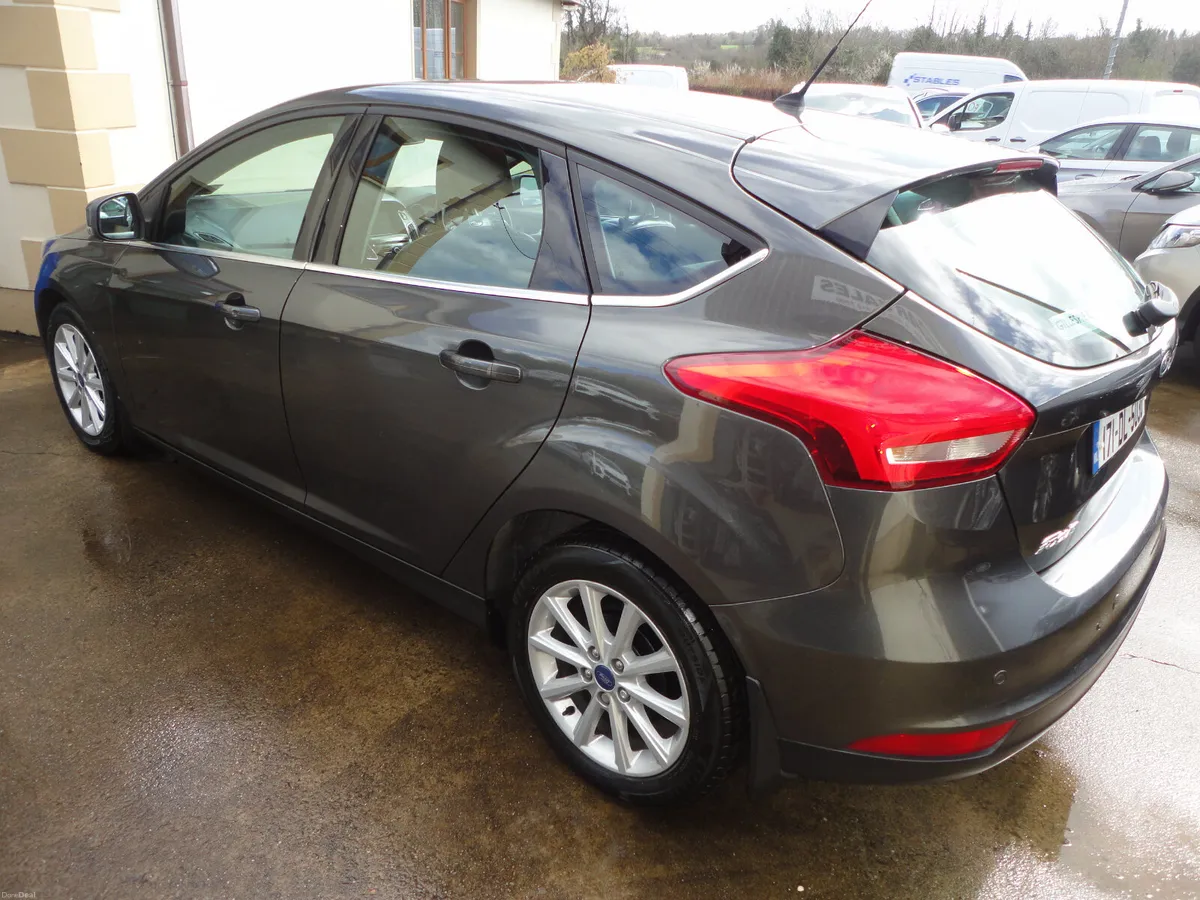 2017 Ford Focus 1.5 TDCI Titanium S/S 120PS 5DR - Image 4