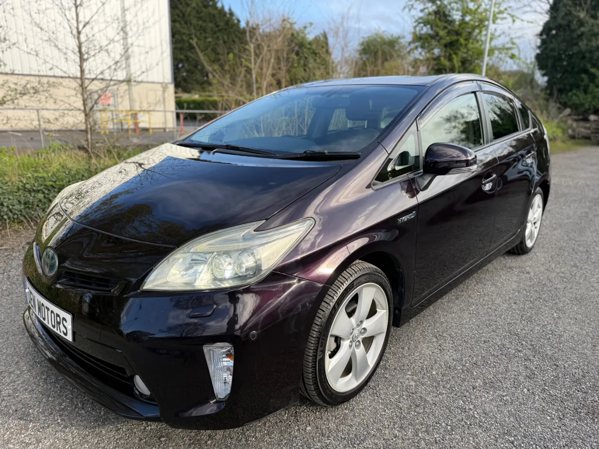 Toyota Prius Premium Model!!! - Image 2