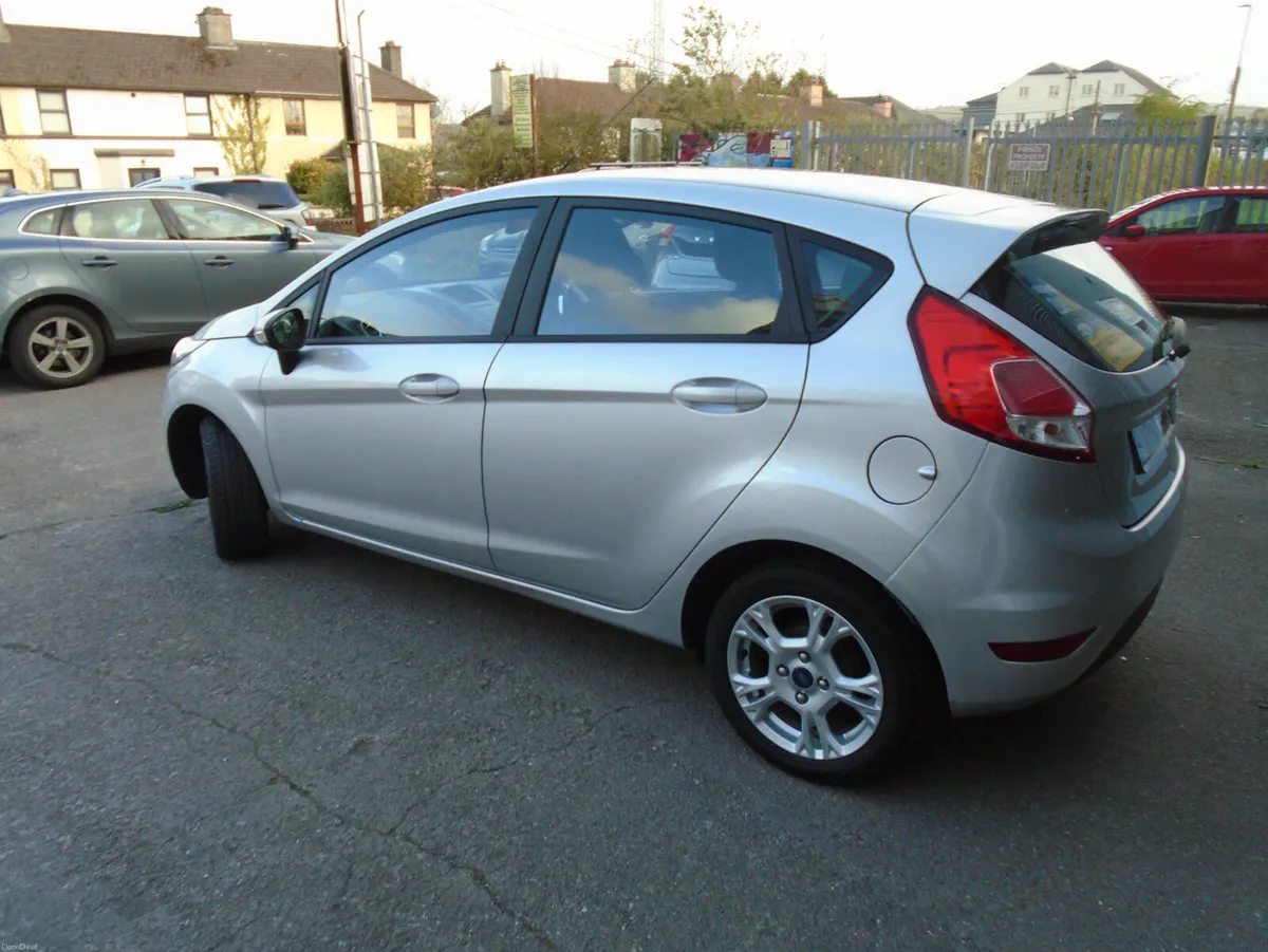 Ford Fiesta 2017 - Image 4