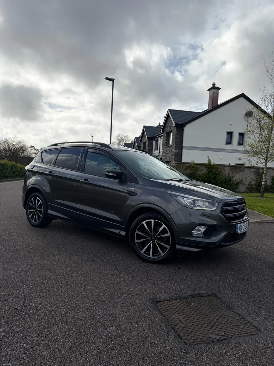 2017 Ford Kuga ST-Line X 4WD 180BHP – Pan Roof - Image 2