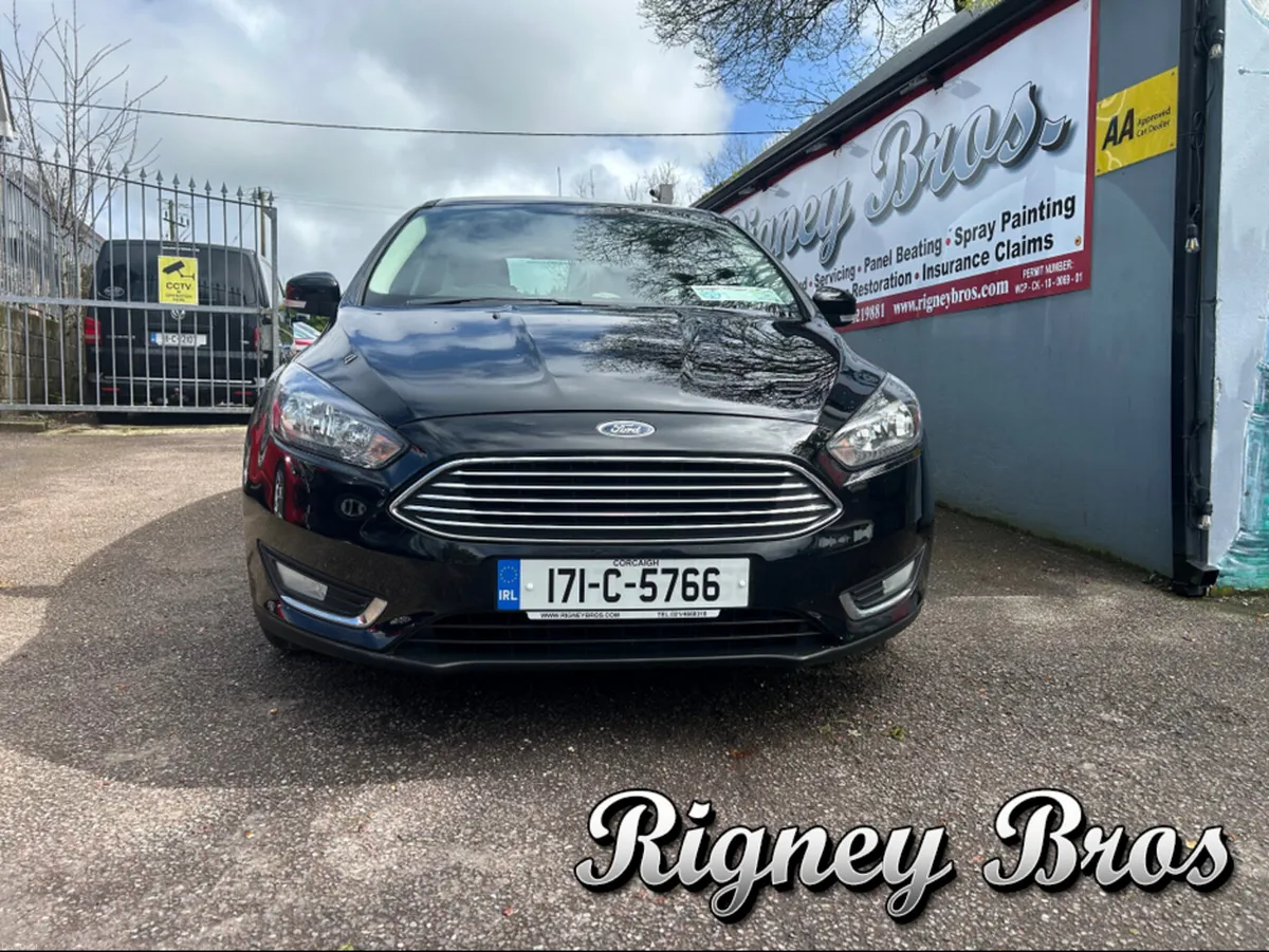 Ford Focus TITANIUM 1.5 TD 95PS 6SPEED 4DR - Image 2