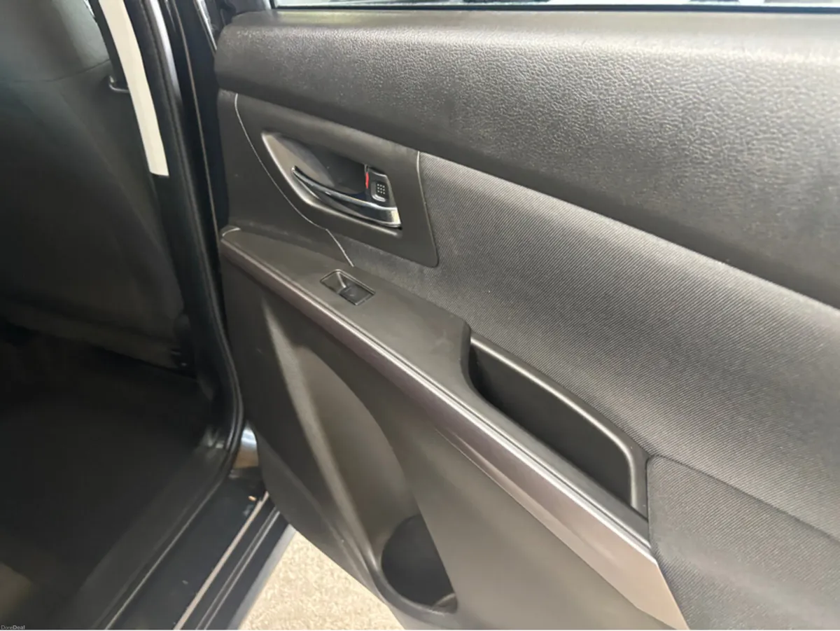 Suzuki SX4 S-Cross 1.4 BOOSTERJET MIL MOTION 5DR - Image 2