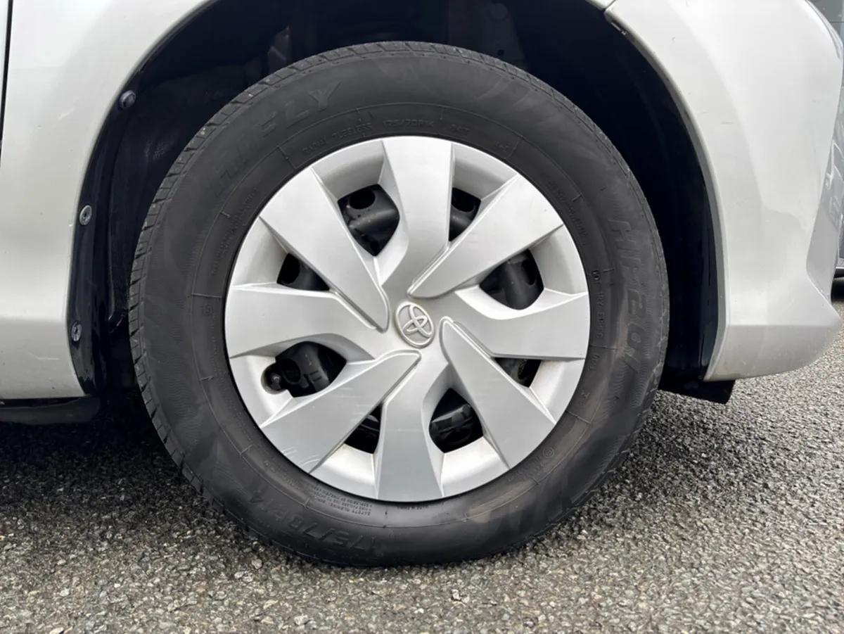 Toyota Yaris KSP130 5DR AUTO - Image 5