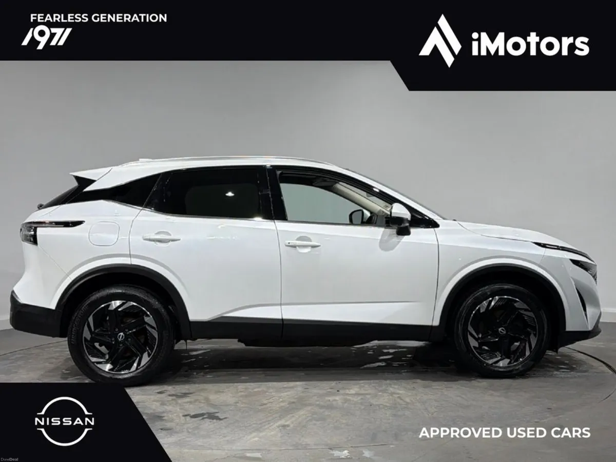 Nissan Qashqai 1 OWNER SERVICE HISTORY 1.3 HYB SV - Image 2