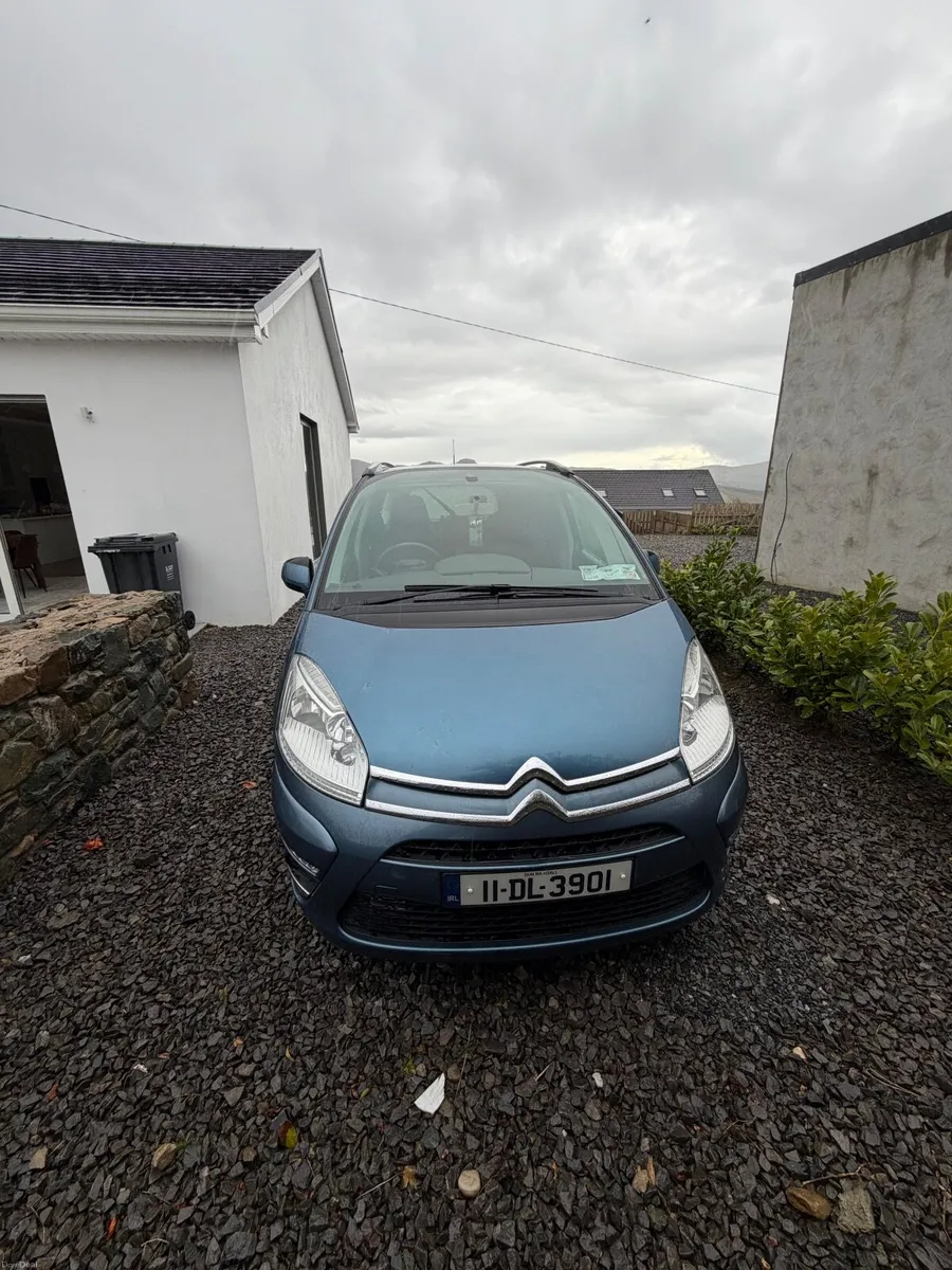 Citroen C4 Picasso 2011 - Image 1