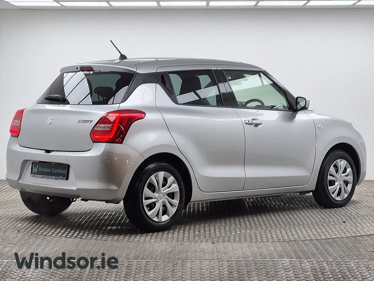 Suzuki Swift XG Automatic - Image 3
