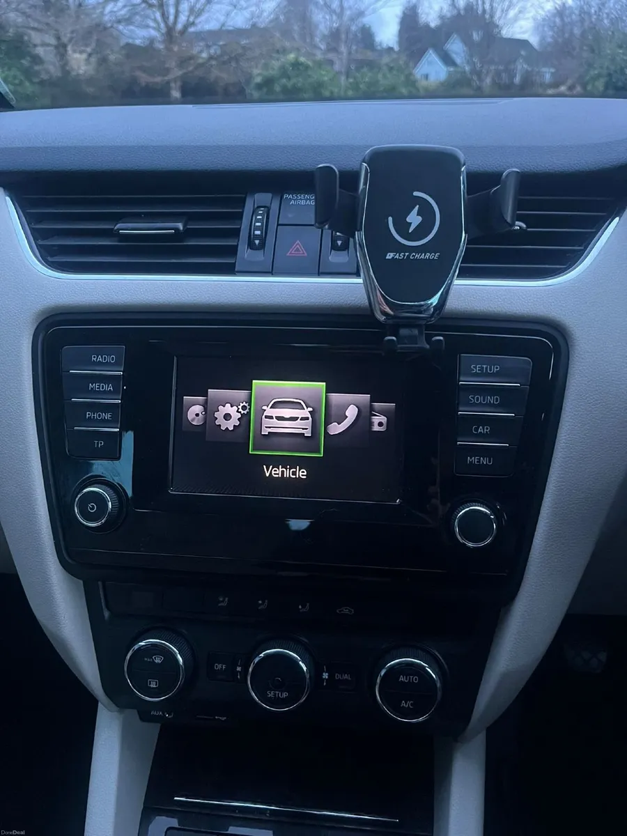 Skoda Octavia 2015 - Image 2