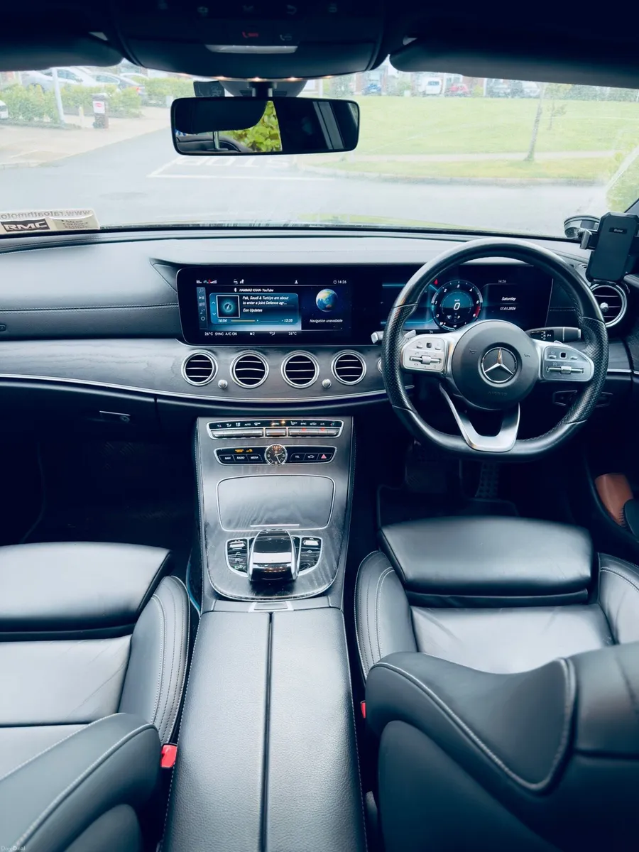 Mercedes-Benz E-Class E220d - Image 4