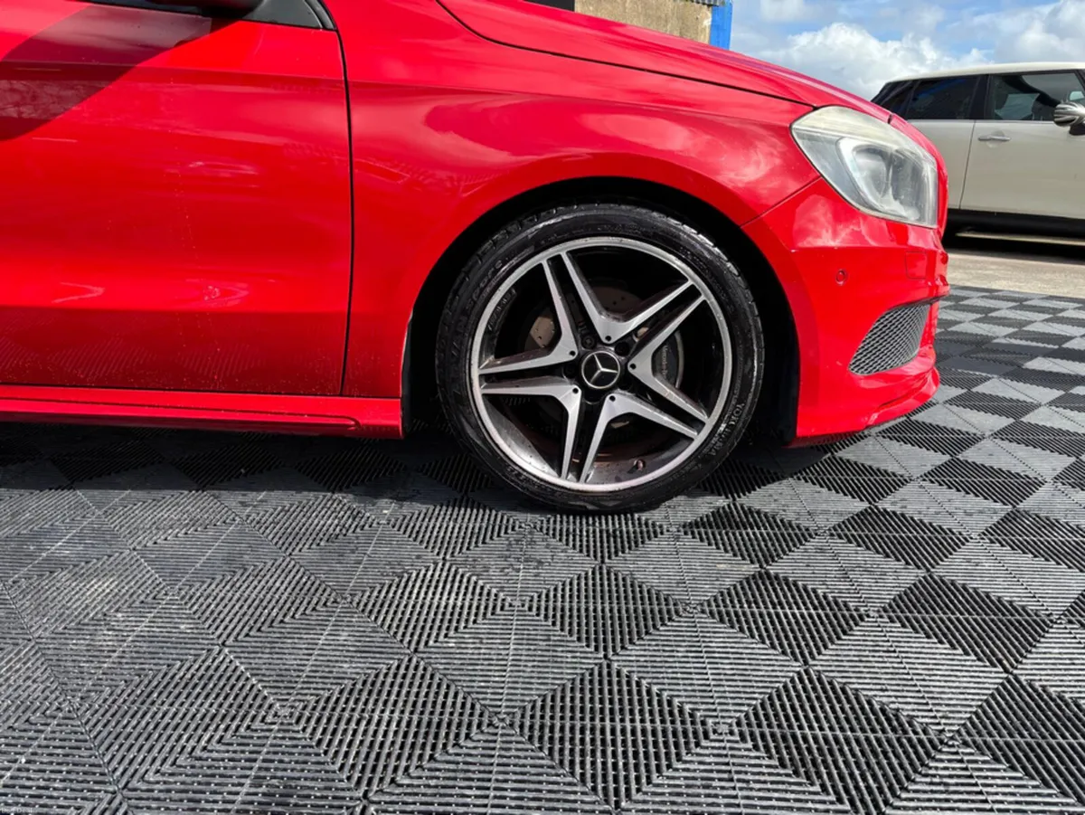 Mercedes-Benz A-Class Merc A180 AMG, 1.6 petrol, f - Image 3