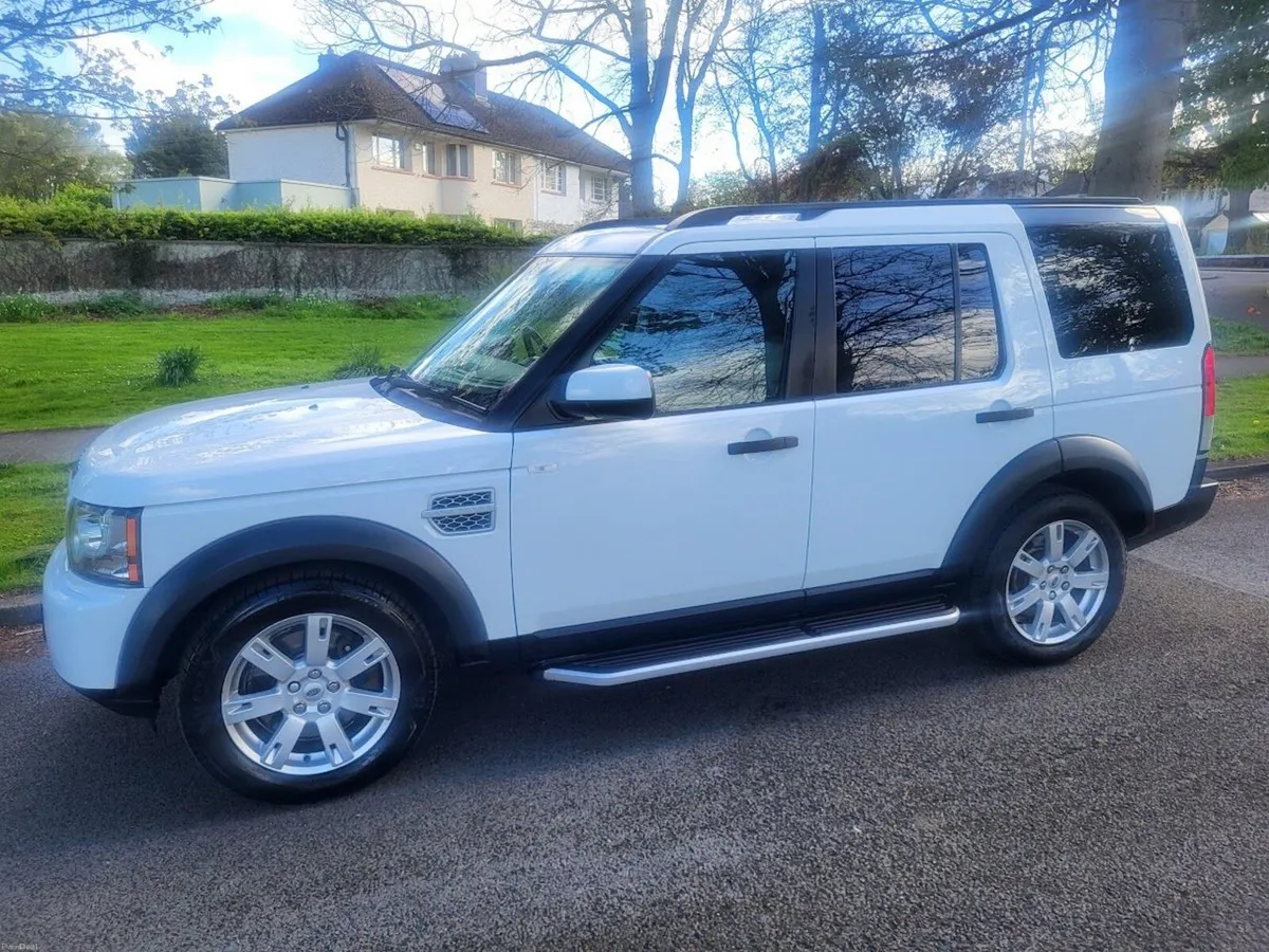 Land Rover Discovery 3.0D | 7 SEATER | Tax Dec 26 - Image 3