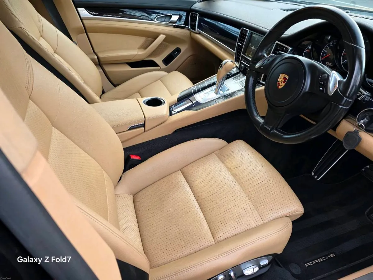 152 Porsche Panamera GranTourismo Diesel - Image 6