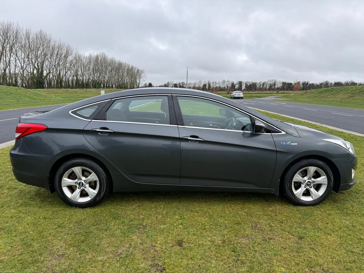 HIGH SPEC EXECUTIVE MODEL NCT 09/26 - Image 4