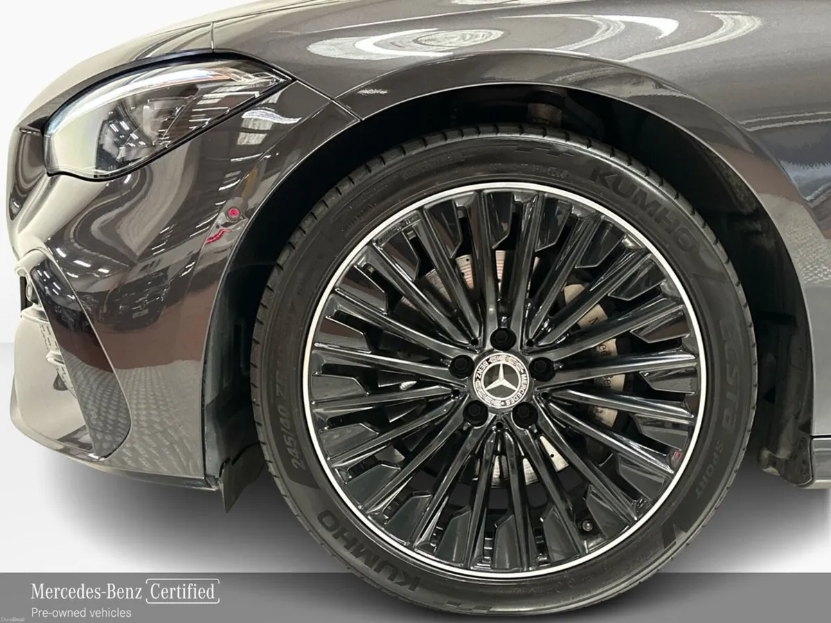 Mercedes-Benz CLE CLE220 D Coupe AMG Line + - Image 5