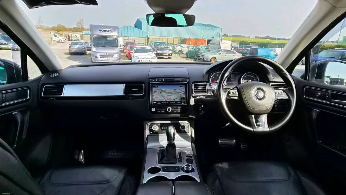 171 vw touareg Crewcab tax 12/26 - Image 2