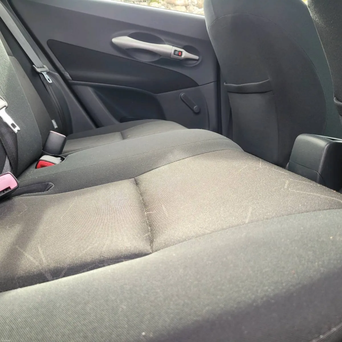 Toyota aruis 1.4cc - Image 3