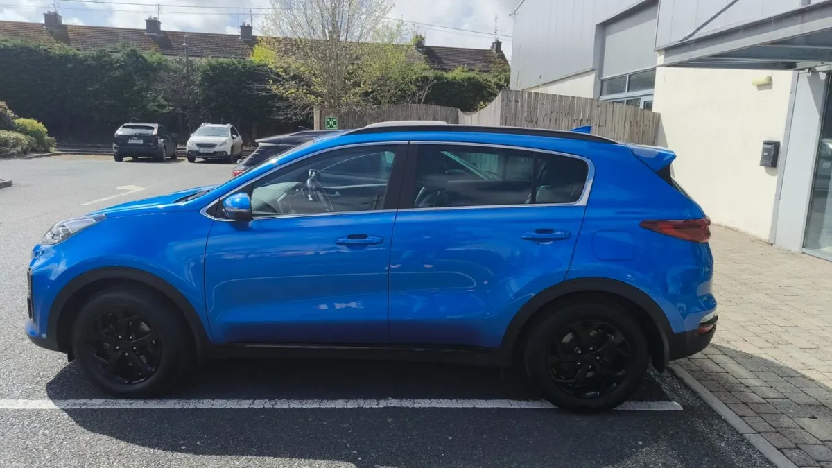 Kia Sportage 2021 Black Edition - Image 3