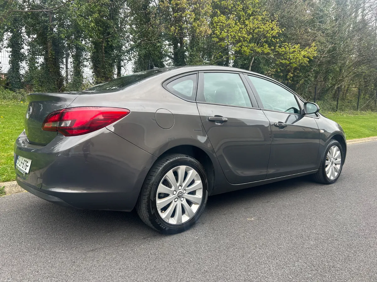 Opel Astra 2015 (NCT 05/27 TAX 08/26) - Image 2