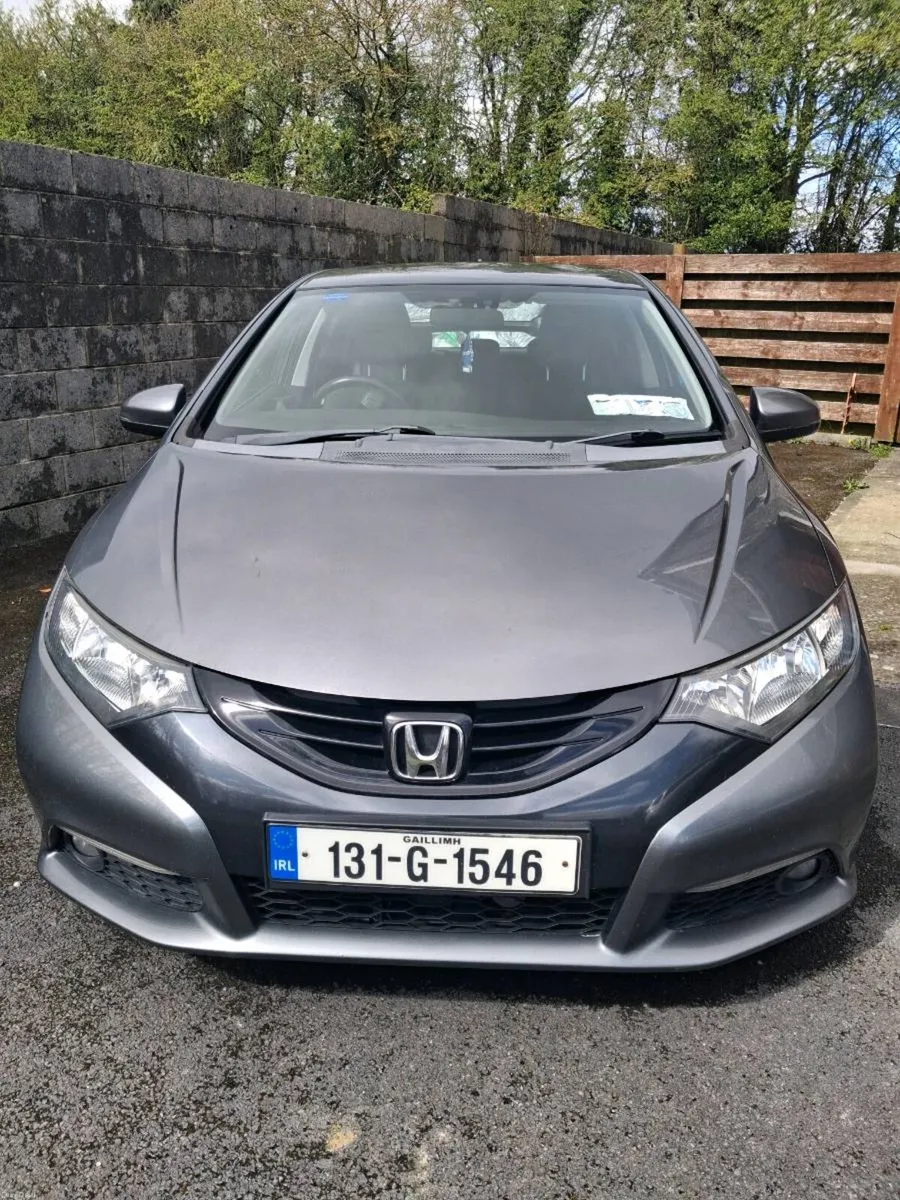Honda Civic 2013 Grey - Image 1