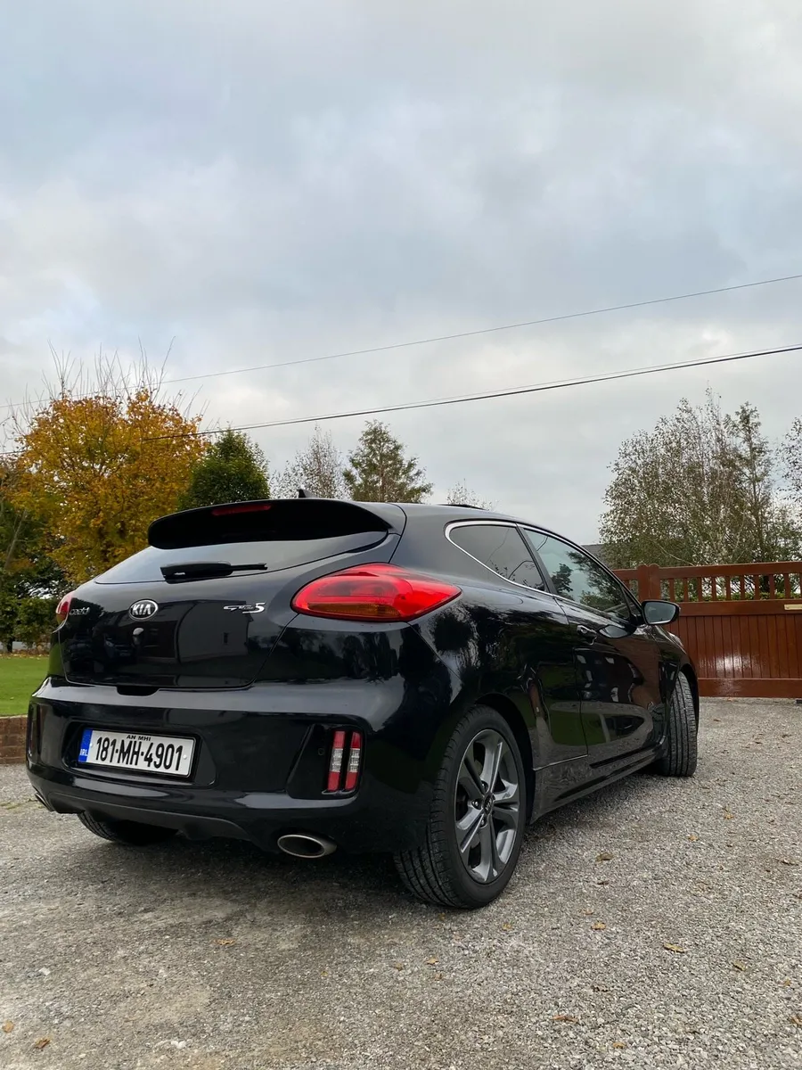 Kia pro ceed gt line S 2018 - Image 2