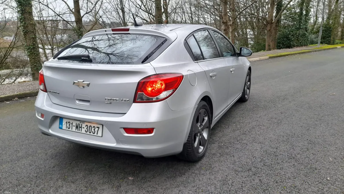 Chevrolet Cruze 2013 Low KM Nct and Tax - Image 4