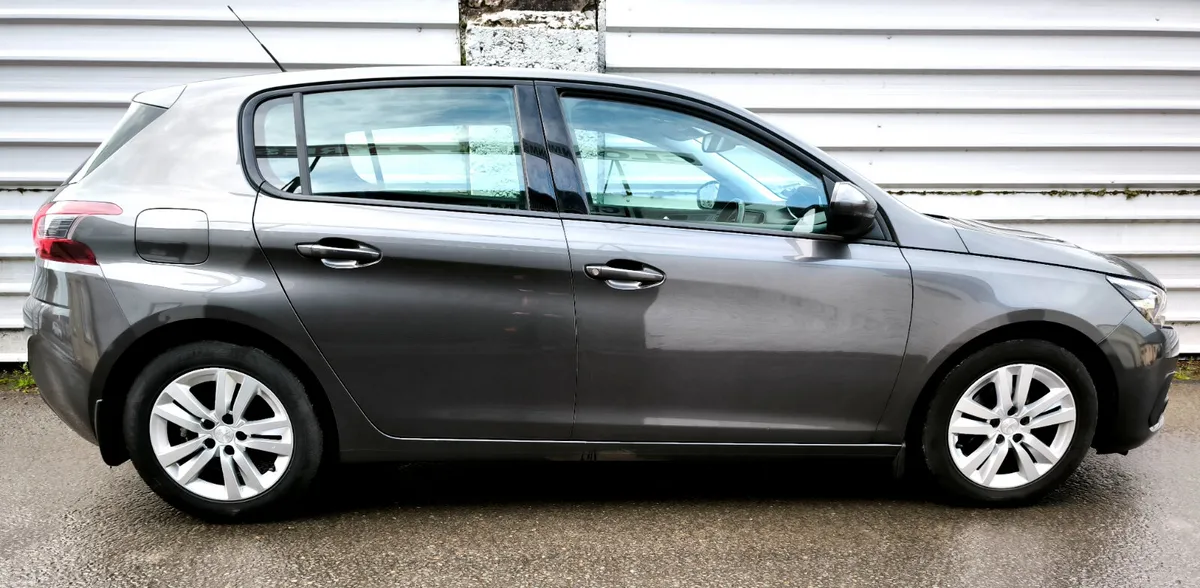 Peugeot 308 2020 - Image 5