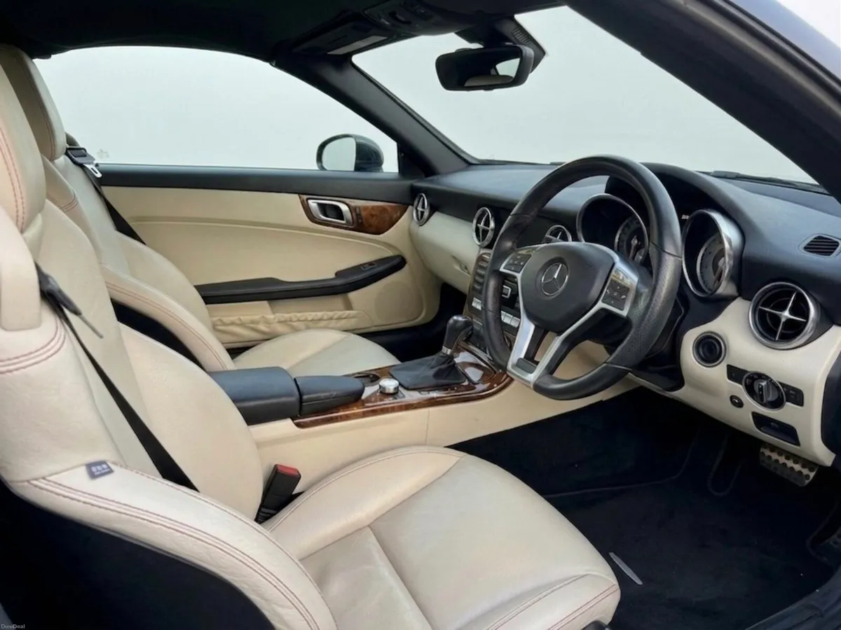2012 SLK200 **Only 26k miles** - Image 3