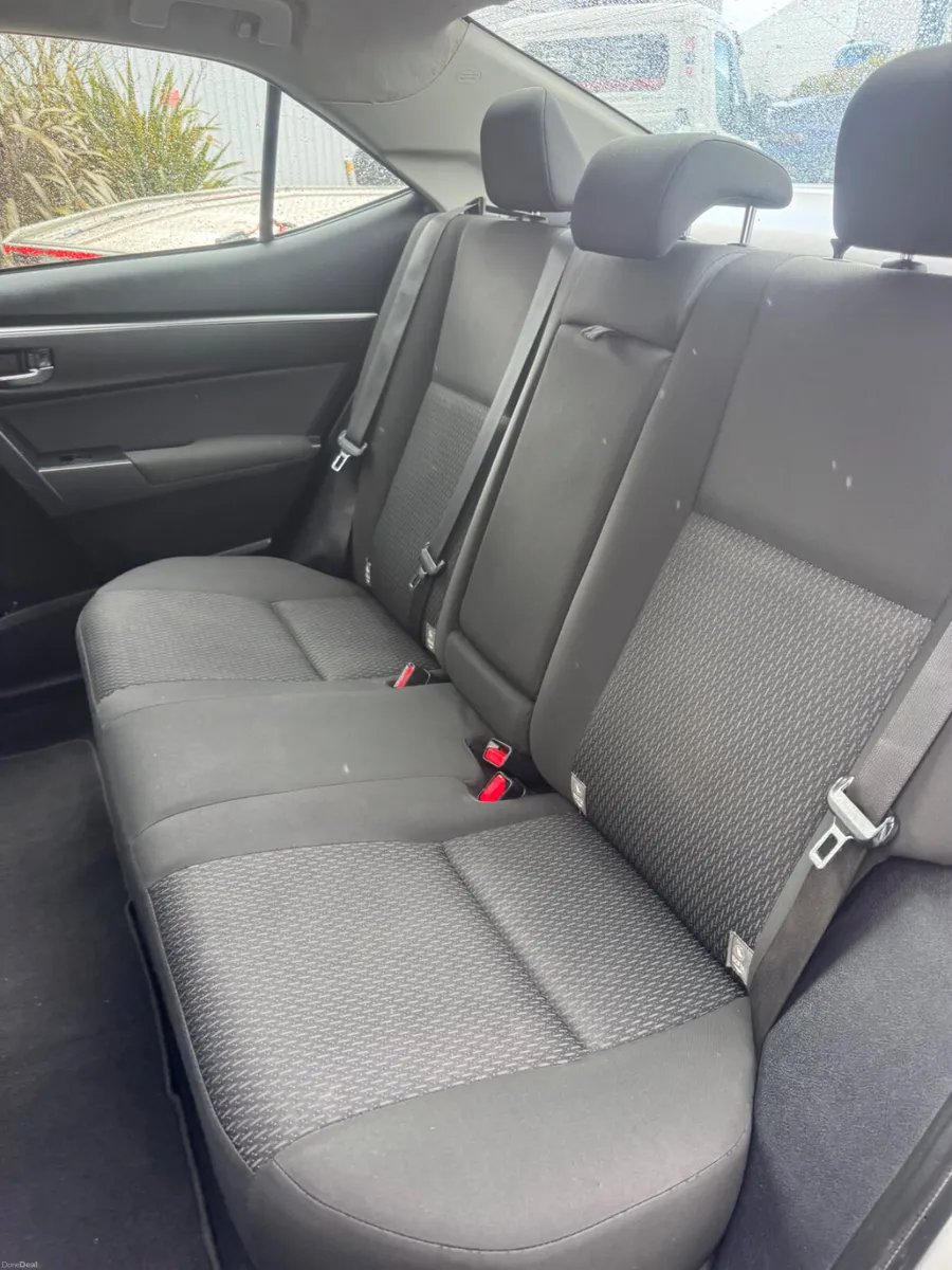 Toyota Corolla 2014 - Image 5