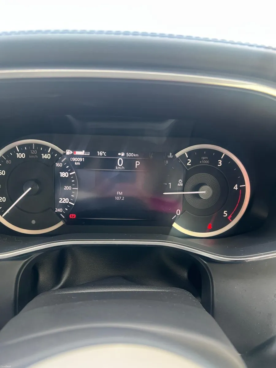 Jaguar F-Pace - Image 4